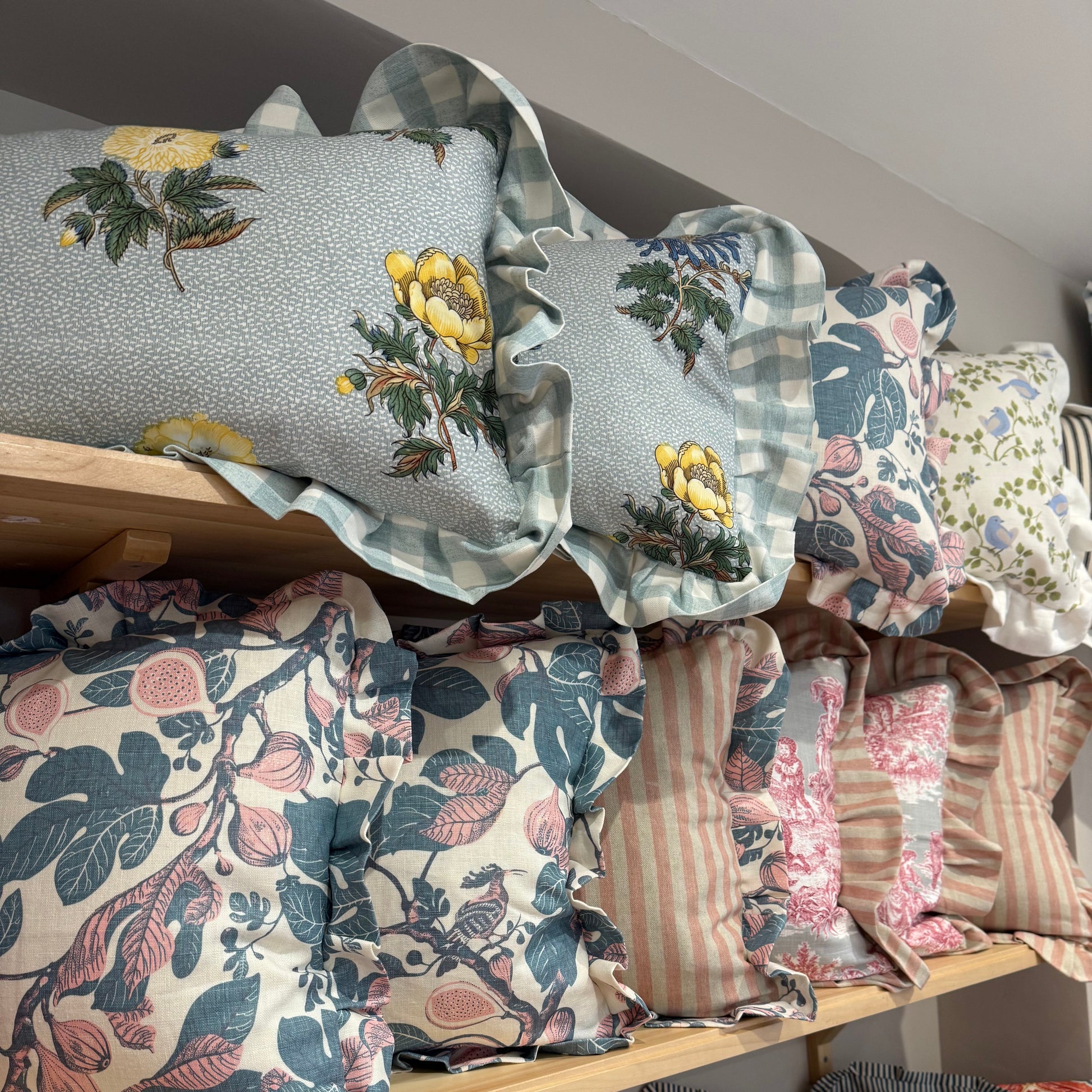 Large Rectangle Primrose and Gingham Cushion