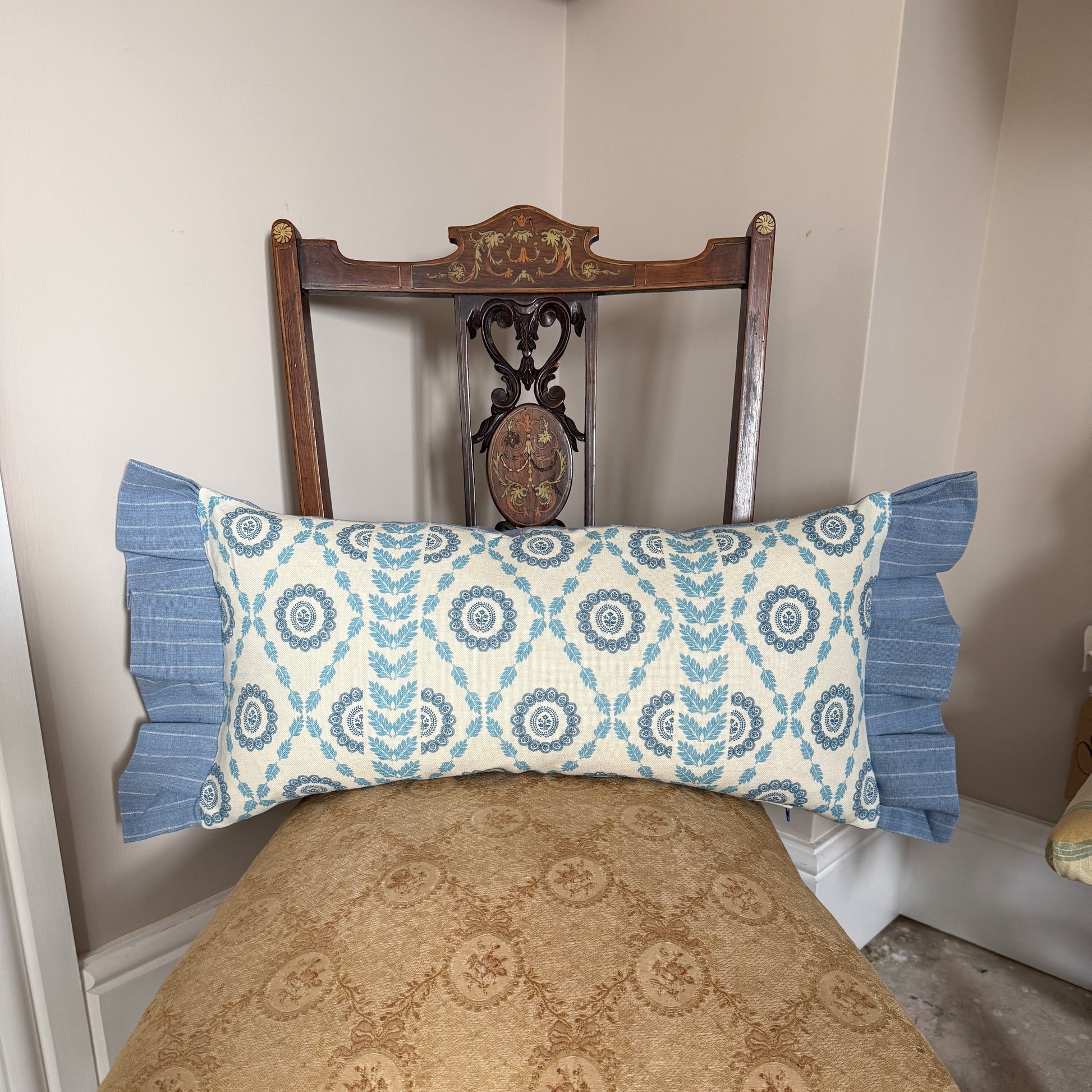 Rectangle Block and Trellis Cushion